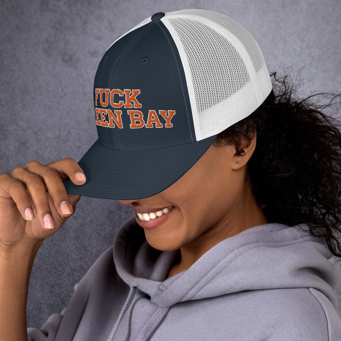 FUCK GREEN BAY Trucker Cap WHITE/NAVY